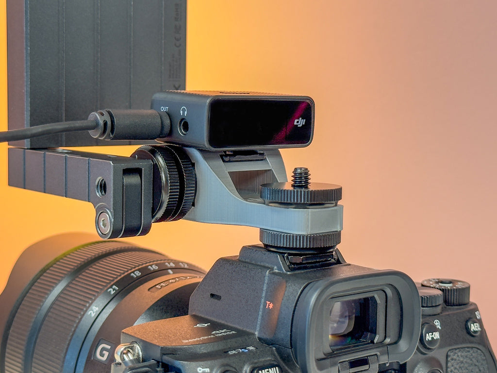 UNİVERSAL HOTSHOE ÇOKLAYICI (3 GİRİŞLİ)